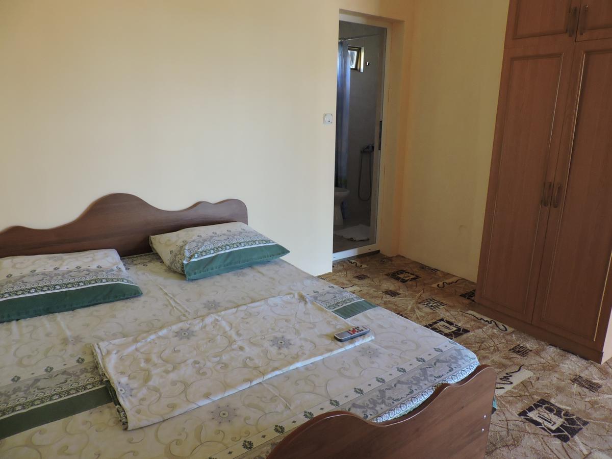 Guesthouse U Moti New Athos 外观 照片